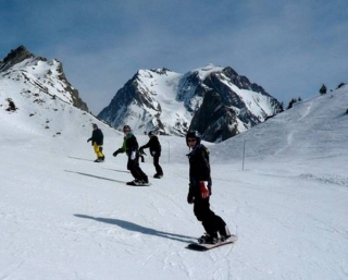 Cours collectifs de snowboard a l ESF
